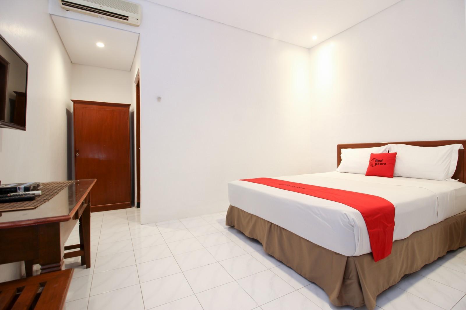 Reddoorz Plus Near Alun Alun Selatan 2 Yogyakarta Exterior photo